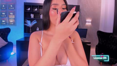 Snapshot of maddisonlowe chatting on September 21, 2025, 3:52 am Maddison online show from September 21, 2025, 3:52 am