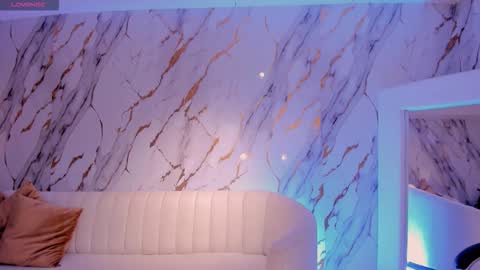 Snapshot of maddisonlowe chatting on October 18, 2025, 5:10 am Maddison online show from October 18, 2025, 5:10 am