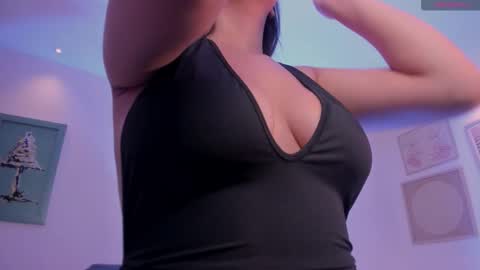 Snapshot of maddisonlowe chatting on October 31, 2025, 7:26 pm Maddison online show from October 31, 2025, 7:26 pm