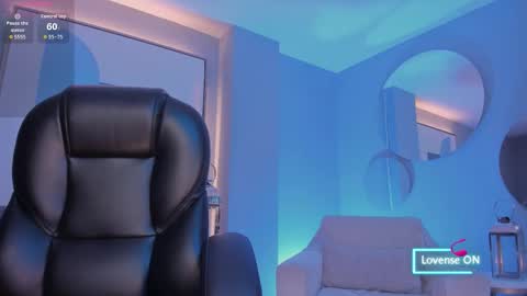 Snapshot of maddisonlowe chatting on November 8, 2025, 3:29 am Maddison online show from November 8, 2025, 3:29 am