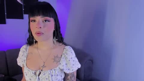 Snapshot of maddy_walker chatting on February 9, 2025, 7:52 pm Maddy online show from February 9, 2025, 7:52 pm