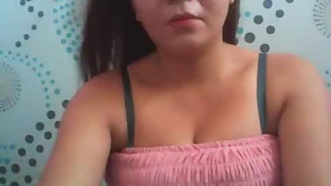 Snapshot of madeline263 chatting on December 14, 2025, 6:41 am madeline263 online show from December 14, 2025, 6:41 am