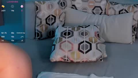 Snapshot of madelinefox_ chatting on February 11, 2025, 10:59 am Madeline online show from February 11, 2025, 10:59 am