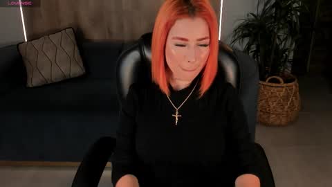 Snapshot of madelinefox_ chatting on September 10, 2025, 8:14 am Madeline online show from September 10, 2025, 8:14 am