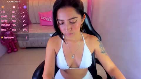 Snapshot of madhison_klain_s chatting on November 28, 2025, 8:11 pm Madhison online show from November 28, 2025, 8:11 pm