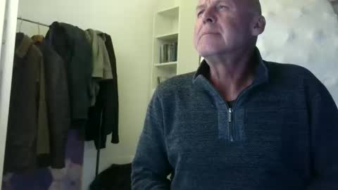 Snapshot of madio1187940 chatting on October 15, 2025, 12:11 am madio1187940 online show from October 15, 2025, 12:11 am