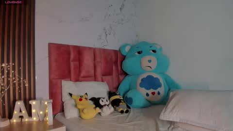 Snapshot of madison_little chatting on February 20, 2025, 3:30 pm Melissa 700 1400 -5 online show from February 20, 2025, 3:30 pm
