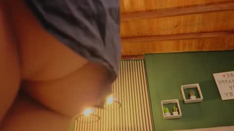 Snapshot of madison_little chatting on October 23, 2025, 12:26 pm Melissa 700 1400 -5 online show from October 23, 2025, 12:26 pm