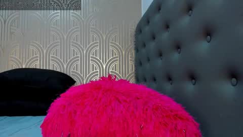 Snapshot of madison_milan chatting on January 16, 2025, 2:51 am online show from January 16, 2025, 2:51 am