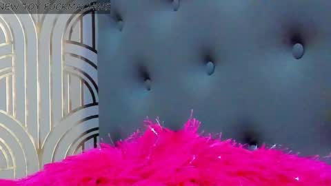 Snapshot of madison_milan chatting on January 24, 2025, 3:54 am online show from January 24, 2025, 3:54 am