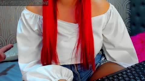 Snapshot of madison_milan chatting on February 7, 2025, 4:27 am online show from February 7, 2025, 4:27 am