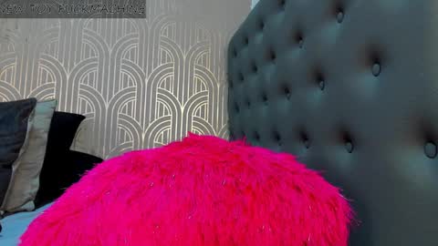 Snapshot of madison_milan chatting on February 27, 2025, 3:47 am online show from February 27, 2025, 3:47 am