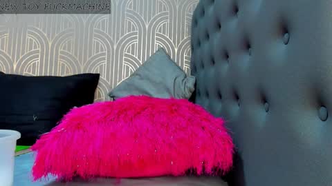 Snapshot of madison_milan chatting on March 2, 2025, 10:16 pm online show from March 2, 2025, 10:16 pm