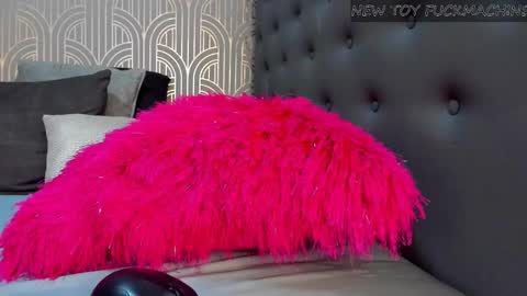 Snapshot of madison_milan chatting on March 6, 2025, 4:08 am online show from March 6, 2025, 4:08 am