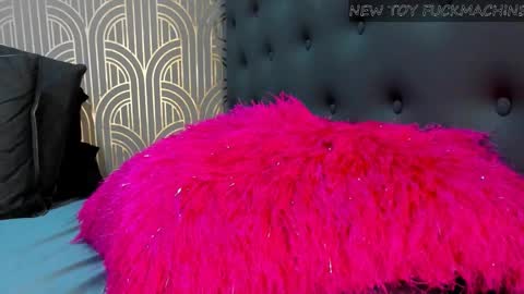 Snapshot of madison_milan chatting on March 12, 2025, 1:25 am online show from March 12, 2025, 1:25 am