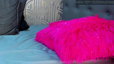 Snapshot of madison_milan chatting on March 12, 2025, 4:30 am online show from March 12, 2025, 4:30 am