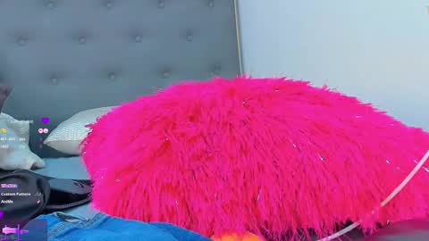 Snapshot of madison_milan chatting on September 12, 2025, 2:11 am online show from September 12, 2025, 2:11 am