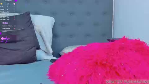 Snapshot of madison_milan chatting on September 13, 2025, 2:28 pm online show from September 13, 2025, 2:28 pm