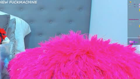 Snapshot of madison_milan chatting on November 22, 2025, 11:26 pm online show from November 22, 2025, 11:26 pm