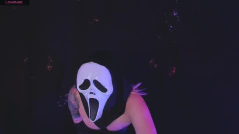 Madison Kane online show from October 31, 2025, 12:50 pm