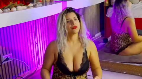 Snapshot of madisonrusso chatting on December 2, 2025, 10:31 am madisonrusso online show from December 2, 2025, 10:31 am