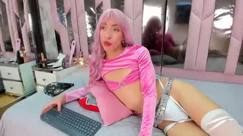  Madison  online show from January 26, 2025, 1:15 pm