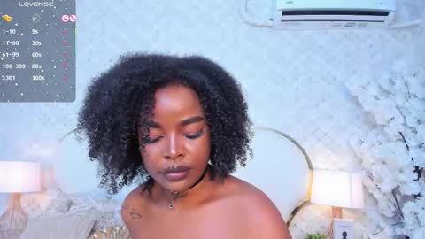 Snapshot of madissonlopez chatting on October 27, 2025, 11:41 pm Madisson Lopez online show from October 27, 2025, 11:41 pm