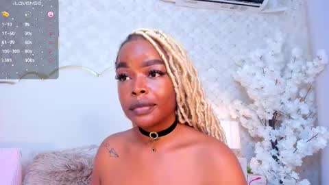 Snapshot of madissonlopez chatting on November 12, 2025, 10:04 am Madisson Lopez online show from November 12, 2025, 10:04 am