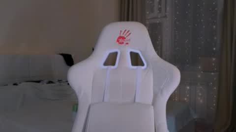 Snapshot of madissson chatting on October 31, 2025, 6:20 pm Madi Soon online show from October 31, 2025, 6:20 pm