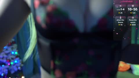 Snapshot of madnessalise chatting on December 21, 2024, 2:58 pm Alice online show from December 21, 2024, 2:58 pm