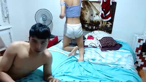 Snapshot of madysonandsteven chatting on December 13, 2024, 3:16 am MadysonAndSteven online show from December 13, 2024, 3:16 am