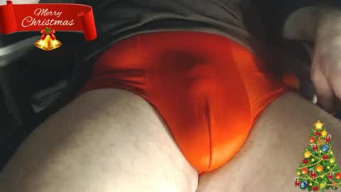 Snapshot of maestro2017 chatting on December 24, 2024, 9:44 pm maestro2017 online show from December 24, 2024, 9:44 pm