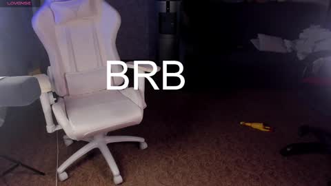 Maevee online show from February 21, 2025, 9:24 am