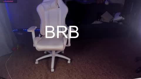 Maevee online show from March 2, 2025, 10:03 am