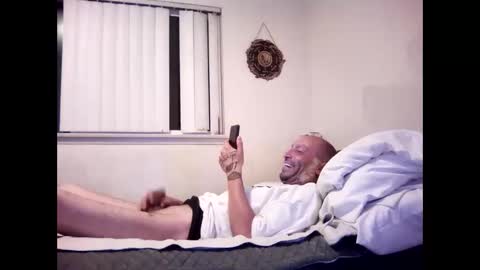 magdalena_805 online show from November 10, 2025, 3:27 am