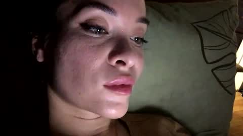 Snapshot of magggg658318 chatting on February 14, 2025, 2:54 pm magggg658318 online show from February 14, 2025, 2:54 pm