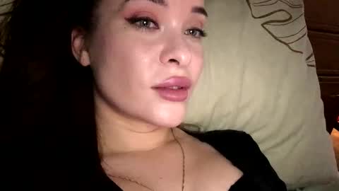 Snapshot of magggg658318 chatting on December 3, 2025, 10:35 am magggg658318 online show from December 3, 2025, 10:35 am