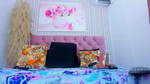 maggy_big_tits online show from October 30, 2025, 12:01 am