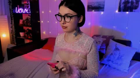 Magic Allie online show from October 2, 2025, 7:43 pm