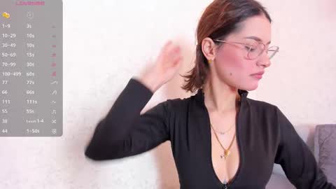 M Rss  online show from November 7, 2025, 8:09 pm