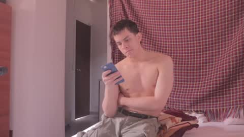 Snapshot of magic_tony chatting on January 26, 2025, 3:47 pm Tony Hoffa online show from January 26, 2025, 3:47 pm