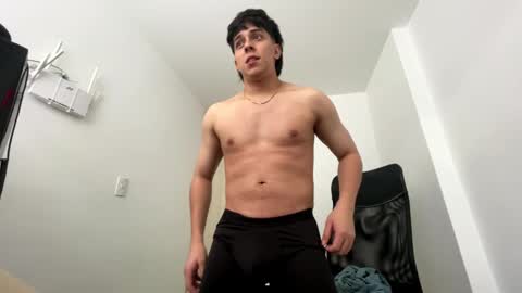 Snapshot of magic_tony chatting on October 4, 2025, 6:39 pm Tony Hoffa online show from October 4, 2025, 6:39 pm