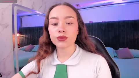 Snapshot of magic_vera chatting on November 10, 2025, 11:42 am Vera online show from November 10, 2025, 11:42 am