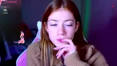 Angel online show from November 27, 2025, 10:12 pm