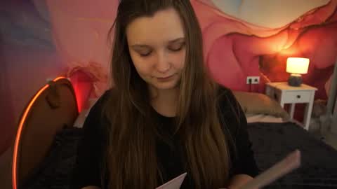 Emily online show from October 7, 2025, 6:10 am