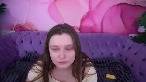 Emily online show from November 28, 2025, 8:06 am