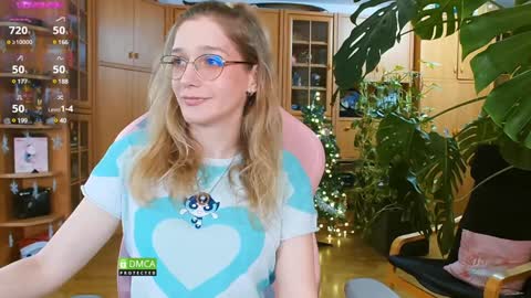 Nicole online show from January 7, 2025, 7:59 pm