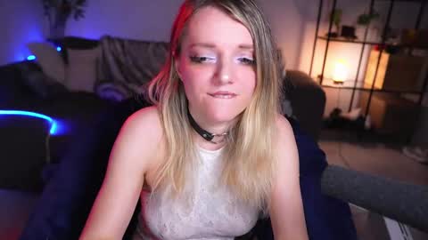 Snapshot of magnetic_ami chatting on March 8, 2025, 7:20 pm Ami online show from March 8, 2025, 7:20 pm