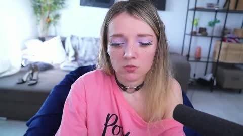 Snapshot of magnetic_ami chatting on March 11, 2025, 10:29 am Ami online show from March 11, 2025, 10:29 am