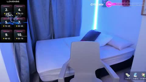     online show from October 3, 2025, 10:29 pm